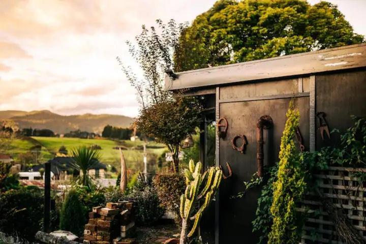 Starry Nights Cabin Fever Waikino Bagian luar foto