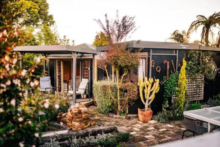 Starry Nights Cabin Fever Waikino Bagian luar foto