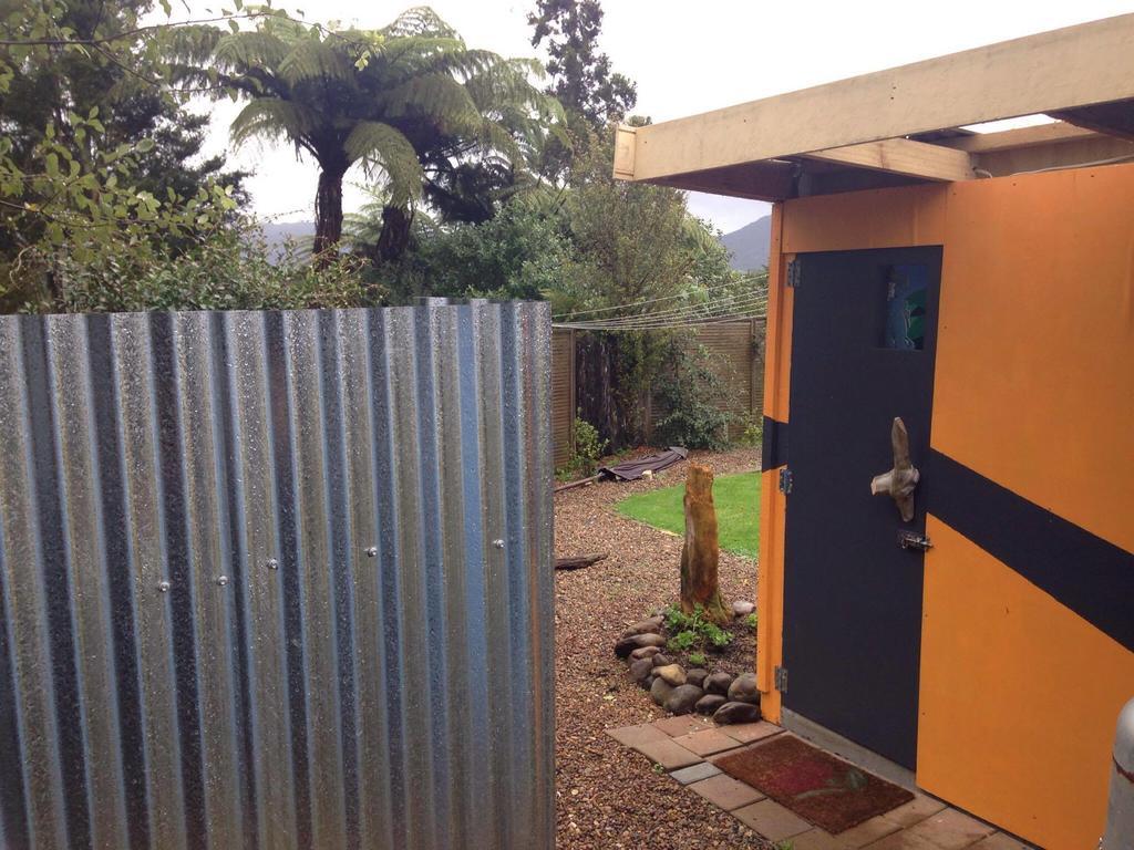 Starry Nights Cabin Fever Waikino Bagian luar foto